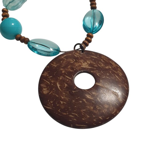 Coconut Shell Pendant Necklace Adjustable Length Turquoise Blue Wood Beads Gift - Picture 2 of 5